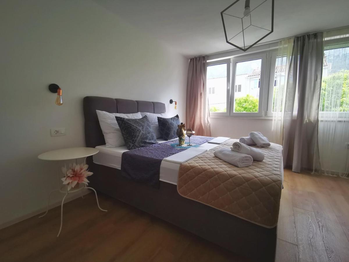 City Center Apartment Bravos Makarska Esterno foto