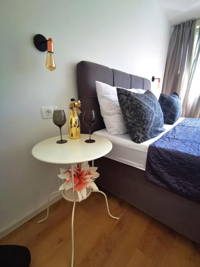City Center Apartment Bravos Makarska Esterno foto