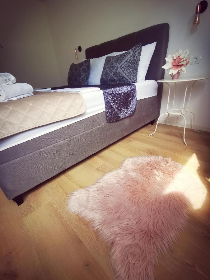 City Center Apartment Bravos Makarska Esterno foto