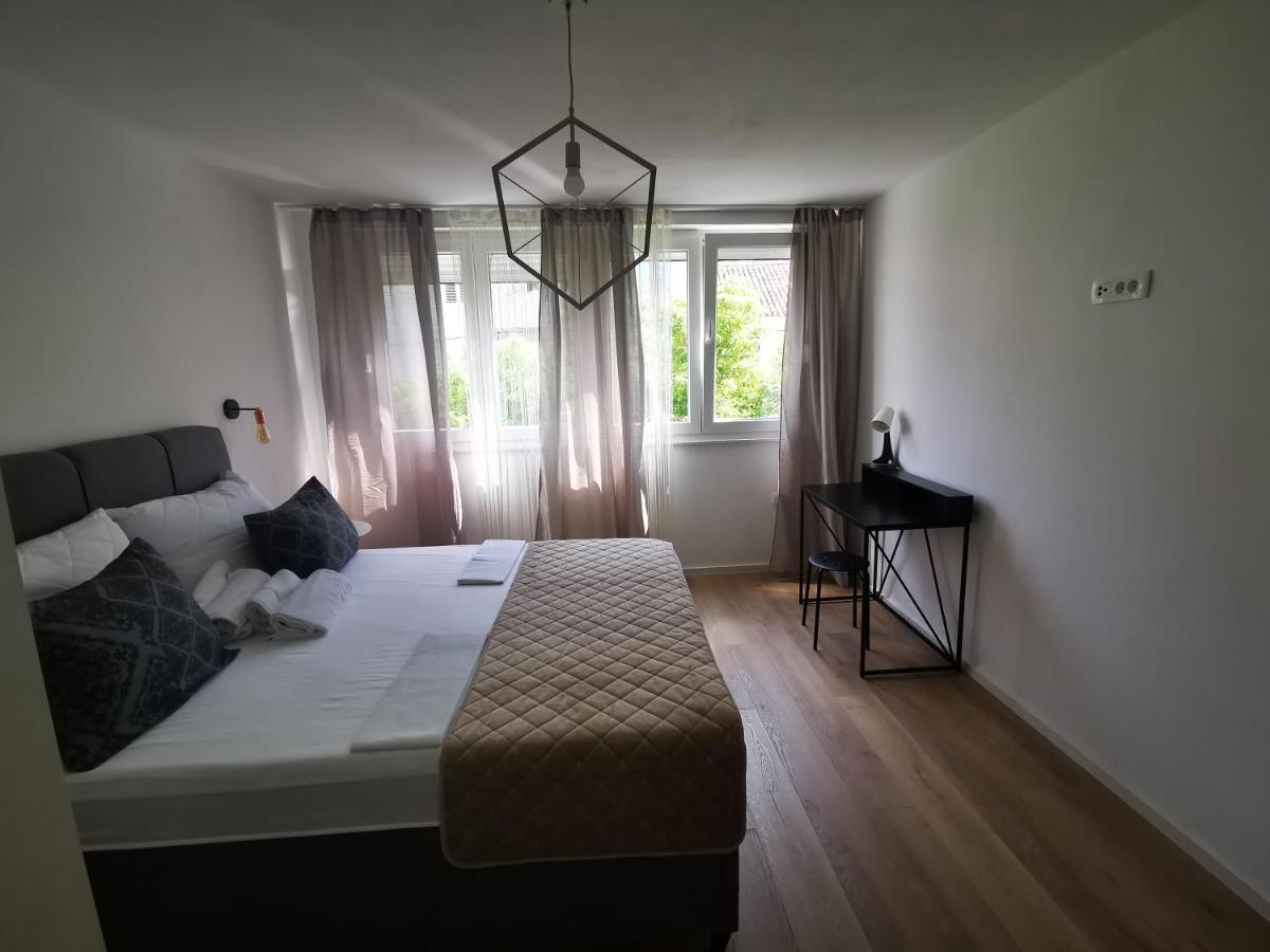 City Center Apartment Bravos Makarska Esterno foto